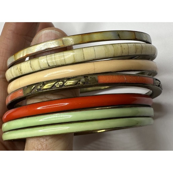 The Unbranded Brand Jewelry - VTG Brass Bangles Shell MOP Green Red Orange Stackable Bracelets Set of 7